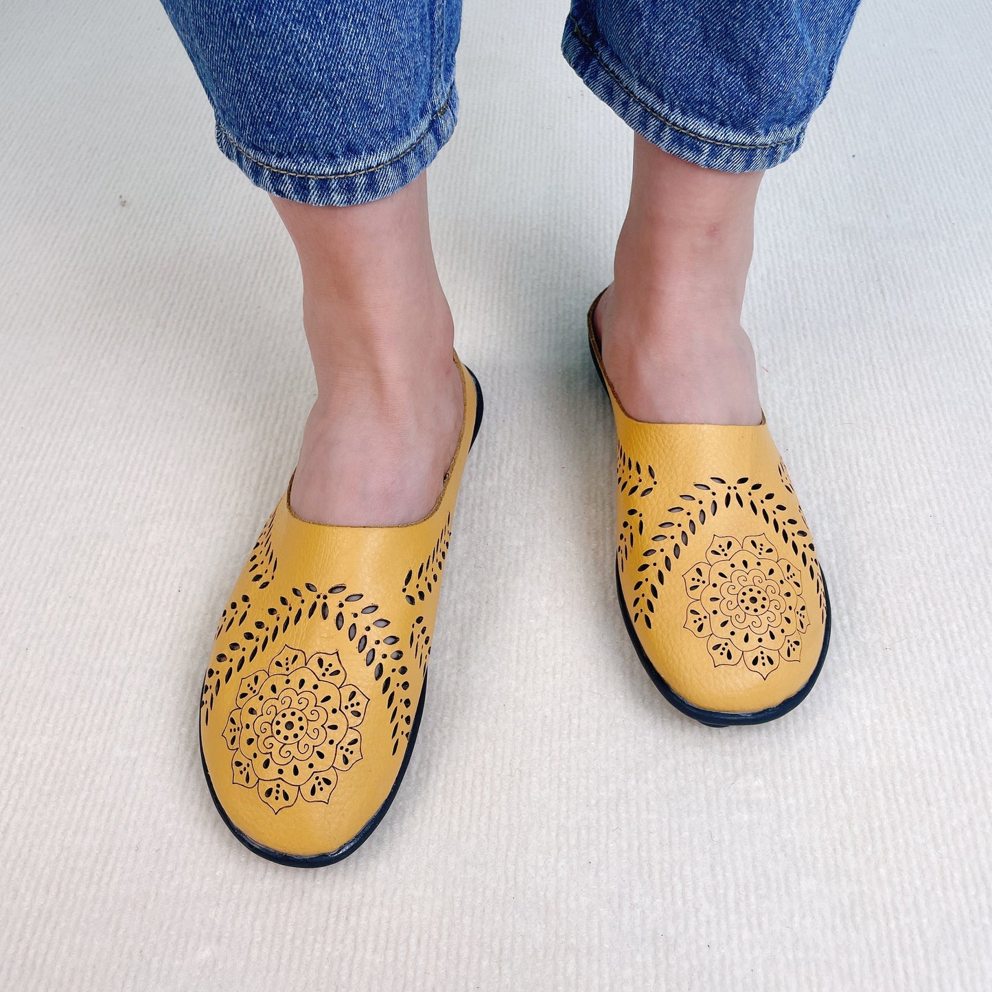 🏆 2026 Best Seller – Women’s Wide Toe Box & Wide Size Leather Mules ( 🔥Last Day 80% OFF)